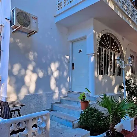 Costa فندق ماربيا