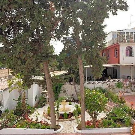 Costa فندق ماربيا